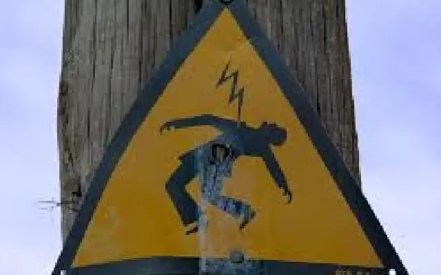 11-Year-Old Girl Fatally Shocked by Energised Pole Near Anekal - News Karnataka