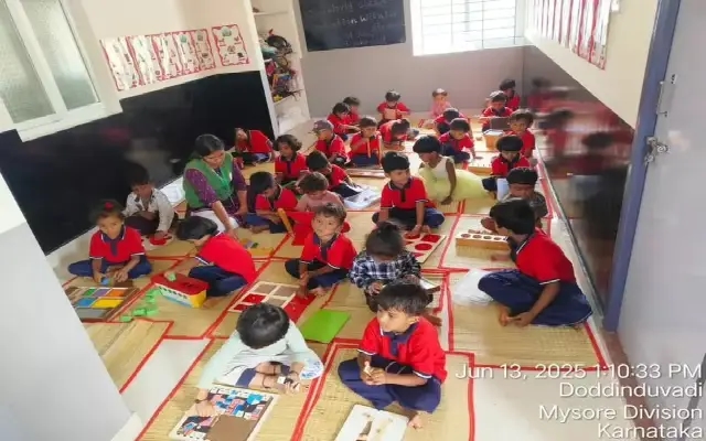 New English-Medium Anganwadi Brings Hope to Rural Children in Doddinduvadi - News Karnataka
