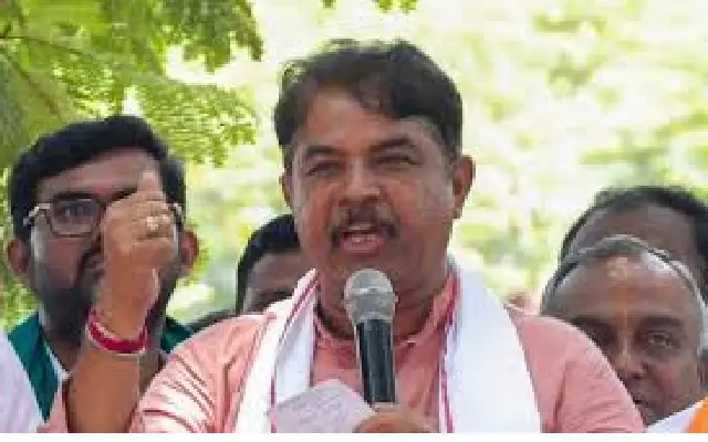 BJP Donates One Month's Salary, Demands Special Session - News Karnataka