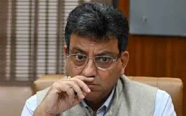 Bengaluru on Repair Mode: BBMP Chief Orders Swift Pothole Action Amid Monsoon Woes - News Karnataka
