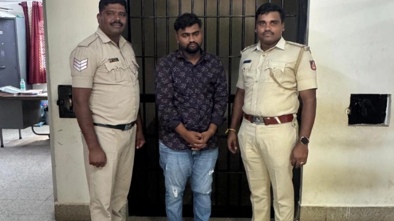 Man gets arrested on birthday for cutting cake with sword - News Karnataka