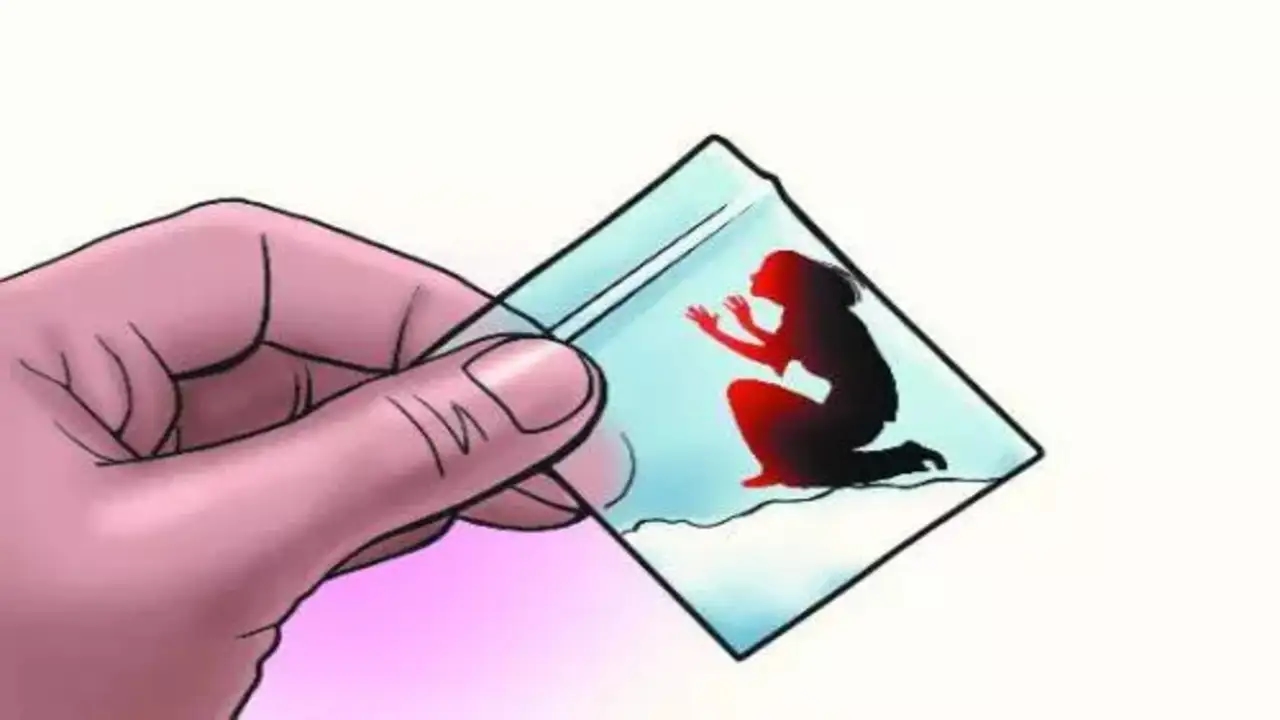 Cops on the run: Two arrested in Malapparamba sex racket case - News Karnataka
