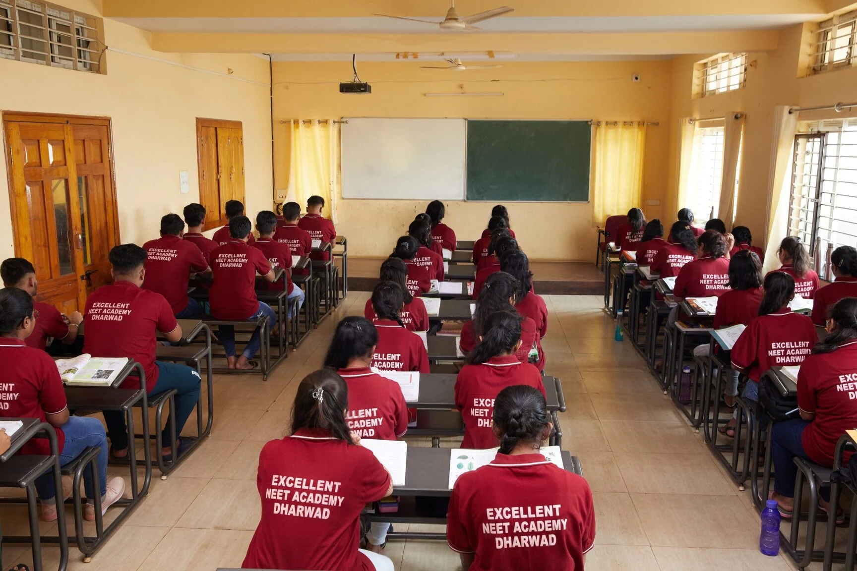 Excellent NEET Academy shines again with stellar 2025 results in Dharwad - News Karnataka