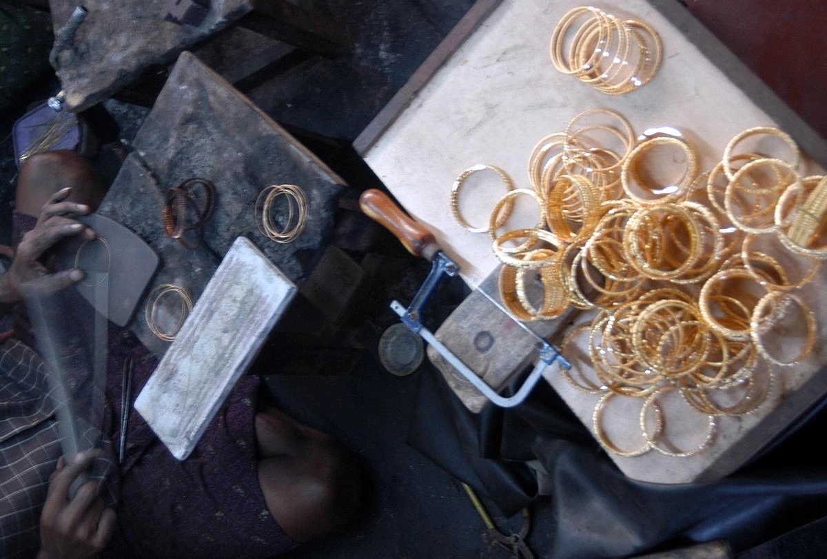 Gold scam rocks Kerala: ₹1,000 crore fraud unearthed, 2,000+ victims duped - News Karnataka
