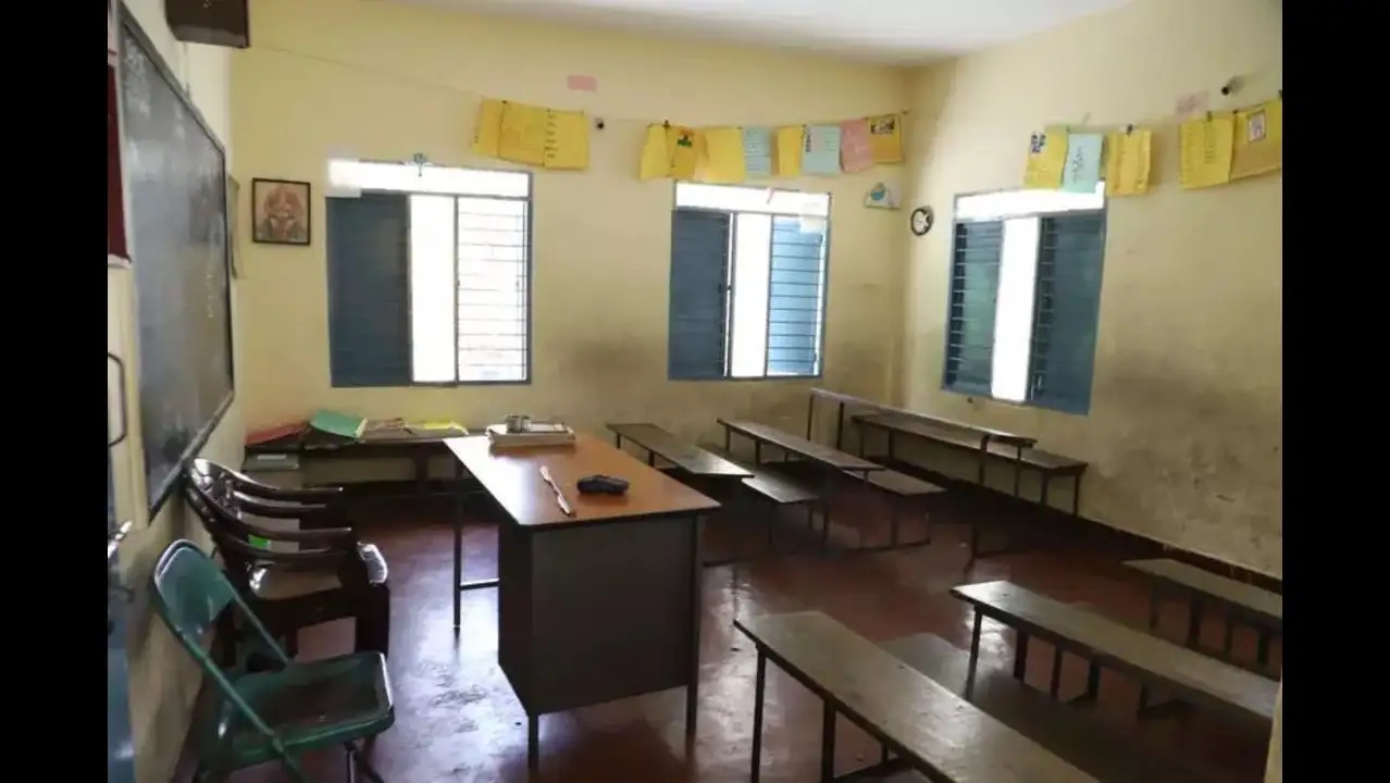 Government schools face crisis as enrolment plummets - News Karnataka