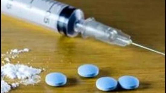 Gurugram cops smash international drug syndicate, nab 8 including 7 foreigners - News Karnataka