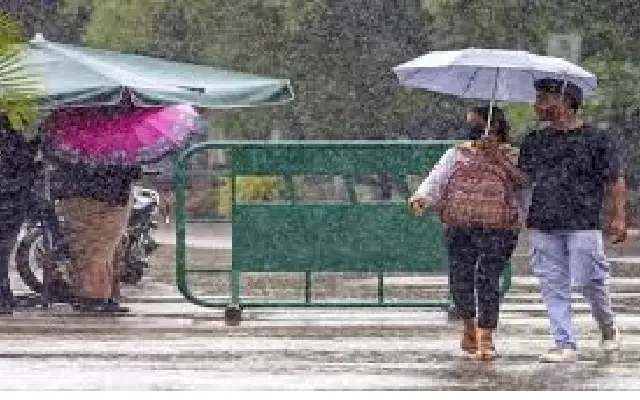 Karnataka Braces for Heavy Rains, Gusty Winds Till June 17 - News Karnataka