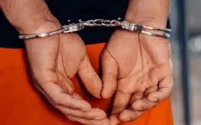 Karnataka Cop Busted for Leading Honey-Trap Racket - News Karnataka