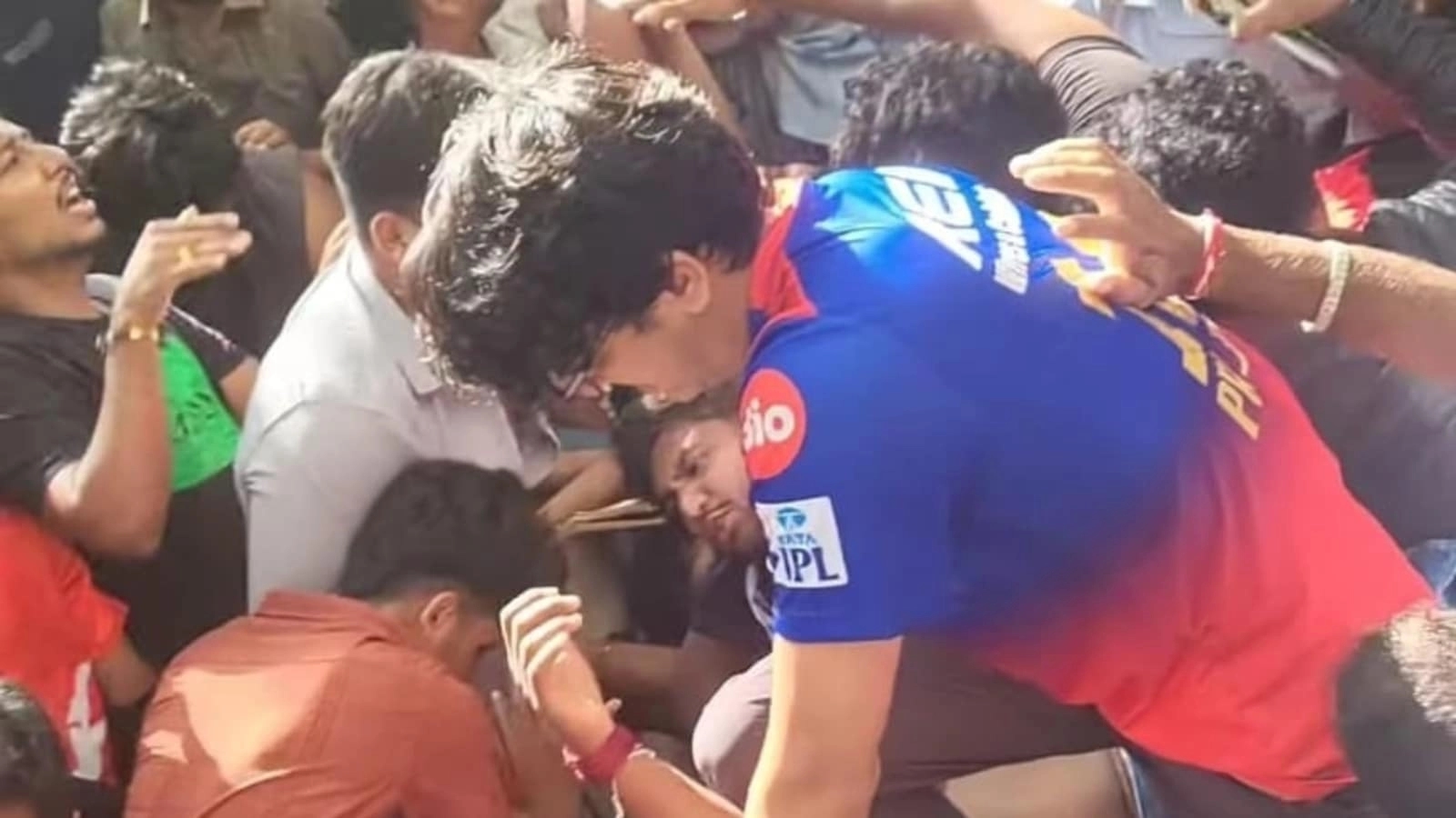 Kolar family shattered as RCB rally joy turns into nightmare - News Karnataka