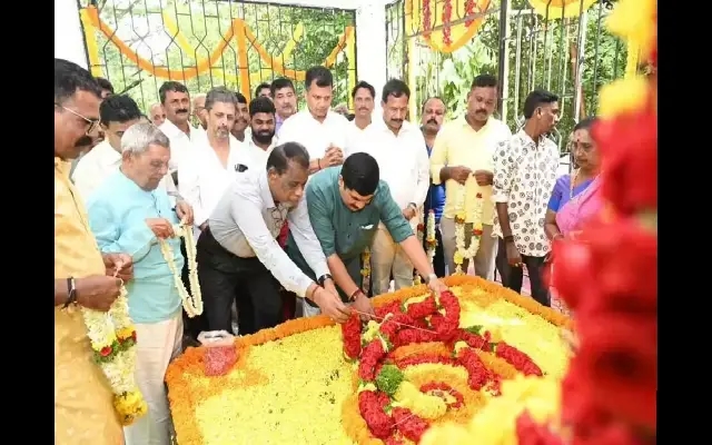 Tributes Paid to Kudmul Ranga Rao; BJP Slams Govt Over Memorial Neglect - News Karnataka