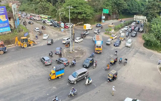 Free Left Turns Ease Traffic at Mangaluru’s Nanthoor Junction - News Karnataka