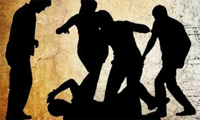 Plus Two students assault junior for wearing shoes; booked under multiple charges - News Karnataka