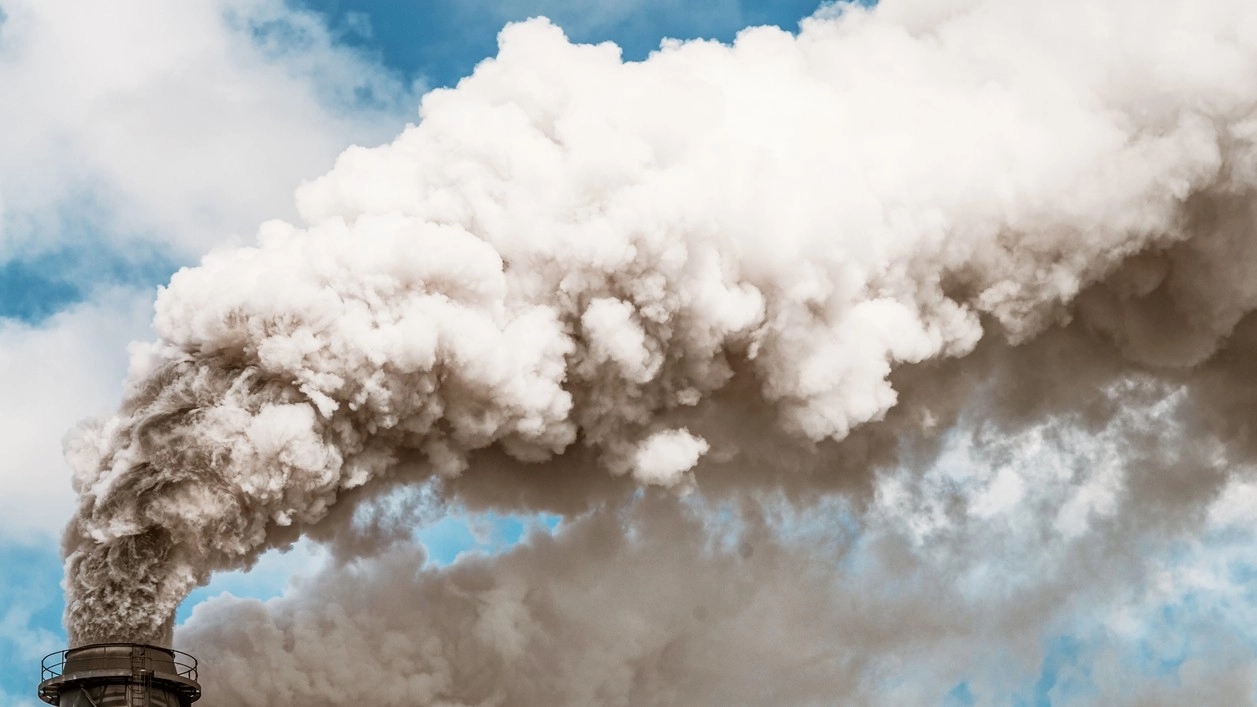 CPCB warns ILC Iron and Steel near Tungabhadra for violating emission norms - News Karnataka