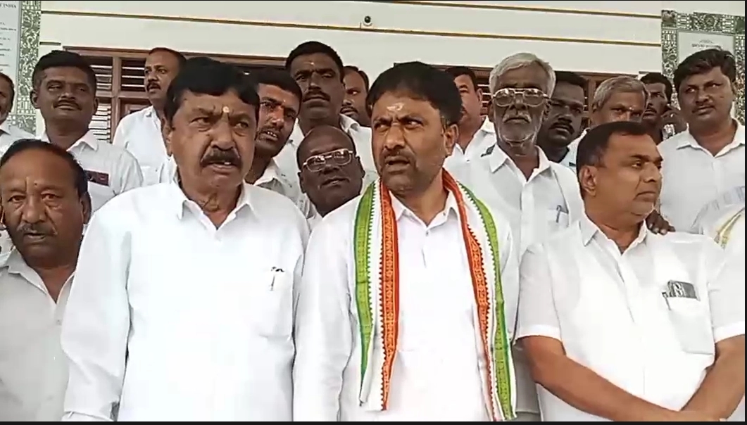 Congress Backs Chinnamballi Raju for MDCC Director Post - News Karnataka