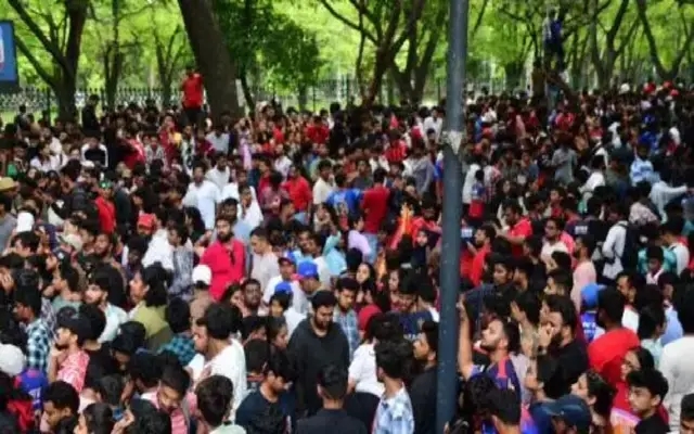 Chinnaswamy Stampede Probe: Police Officers Testify Before DC - News Karnataka