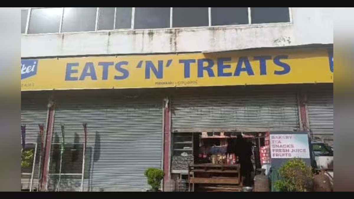 Bakery shut after dead millipede found in parippuvada - News Karnataka
