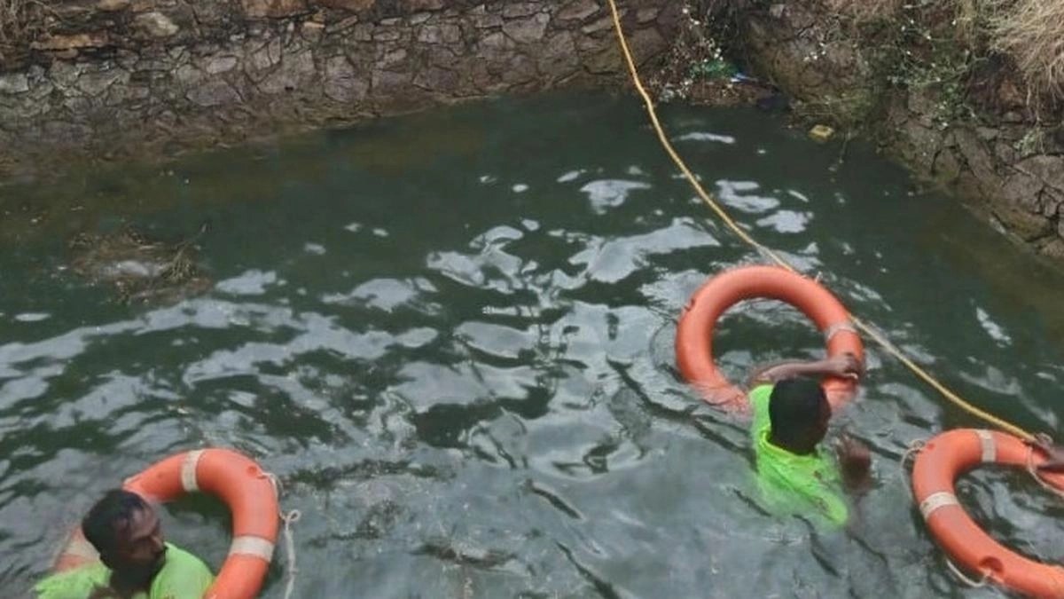 Tragedy in Pallikkathodu: Student drowns after car plunges into open pond - News Karnataka