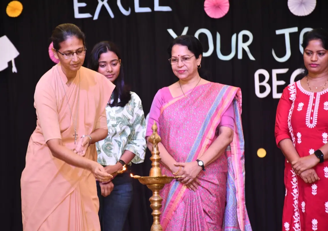 St Agnes College hosts First-Year Assembly with warmth and inspiration - News Karnataka