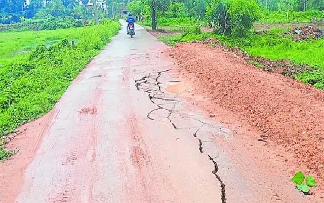 Civic Woes Cloud Alape’s New Power Hub ‘Praja Saudha’ - News Karnataka