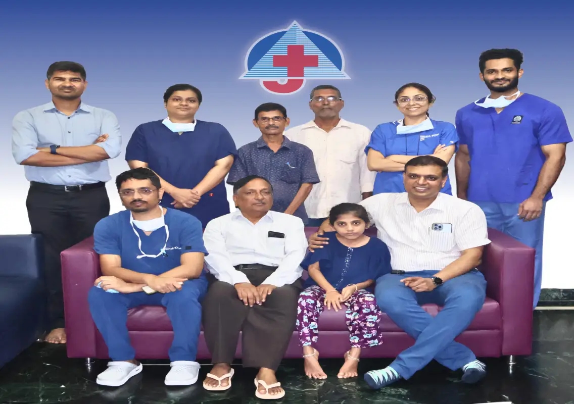 Mangaluru: A.J. Institute doctors treat rare spinal disorder in 13-year-old girl - News Karnataka