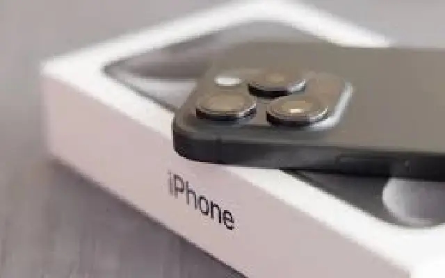 Apple, Croma Ordered to Refund iPhone Cost Over Unresolved Microphone Defect - News Karnataka