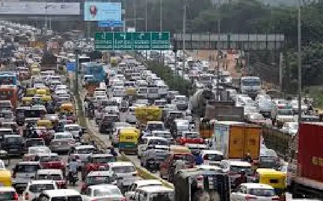 Bengaluru Commuter’s Viral Rant Exposes Crumbling Transport and Governance - News Karnataka