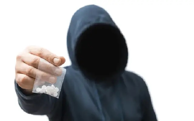 Bengaluru cops storm 106 homes in midnight drug crackdown across north division - News Karnataka