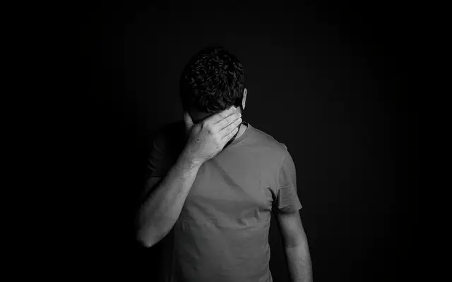 Bengaluru man dies by suicide after cybercriminals posing as CBI officers extorted ₹11 lakh - News Karnataka