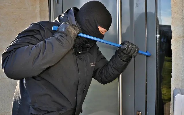 Burglary Surge Alarms Udupi: Homes Looted Amid Poor Surveillance - News Karnataka