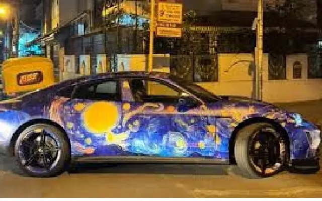 Car wrapped in Van Gogh’s ‘Starry Night’ turns heads on Bengaluru streets - News Karnataka