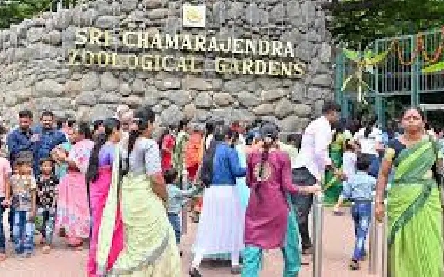 Entry fees to rise at Bannerghatta and Mysuru zoos from August amid rising costs - News Karnataka