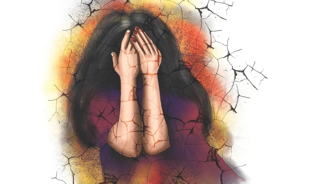 Fake healer arrested for assaulting endosulfan victim and her mother - News Karnataka