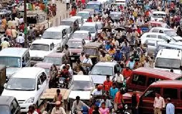 Fed-up Bengalureans say walking beats driving as traffic chokes city roads - News Karnataka