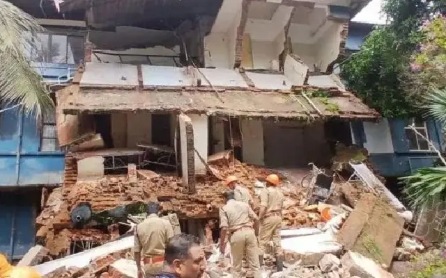 Kerala hospital building collapse kills woman, ministers face backlash - News Karnataka