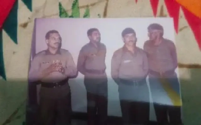 Family of war heroes asked to prove citizenship in late-night Pune raid - News Karnataka