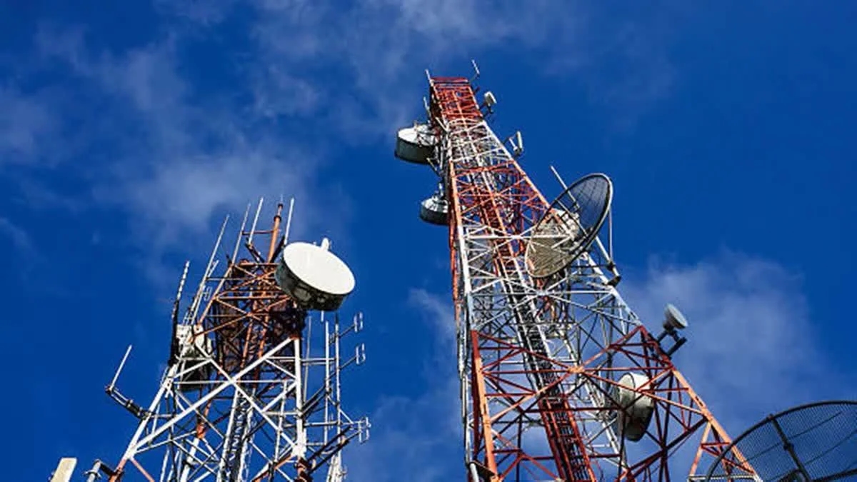 Maoist-hit Bijapur connects to the mainstream, one mobile tower at a time - News Karnataka