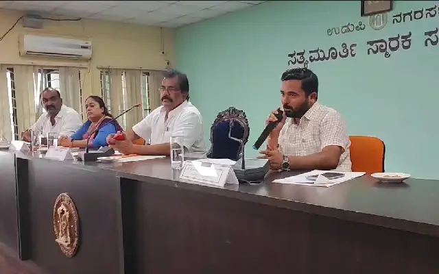 Divider Row Sparks Chaos at Udupi Municipal Council Meet - News Karnataka