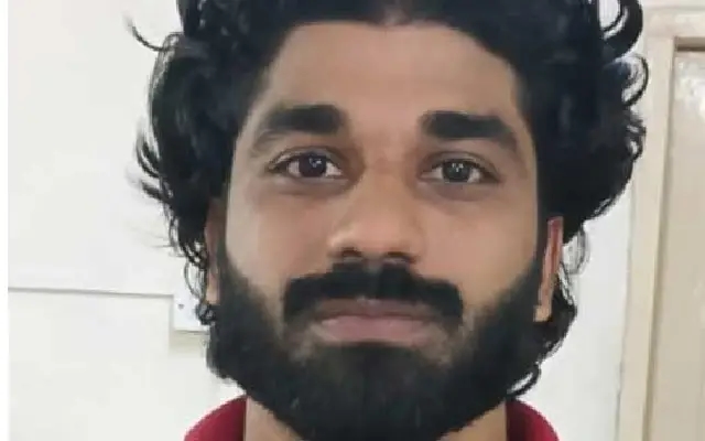 Night patrol heroics: Woman cop confronts aggressive suspect - News Karnataka