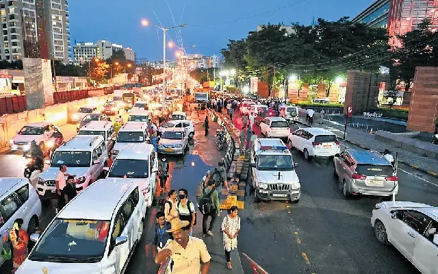 Phantom honking, poor planning fuel night-time sound surge - News Karnataka