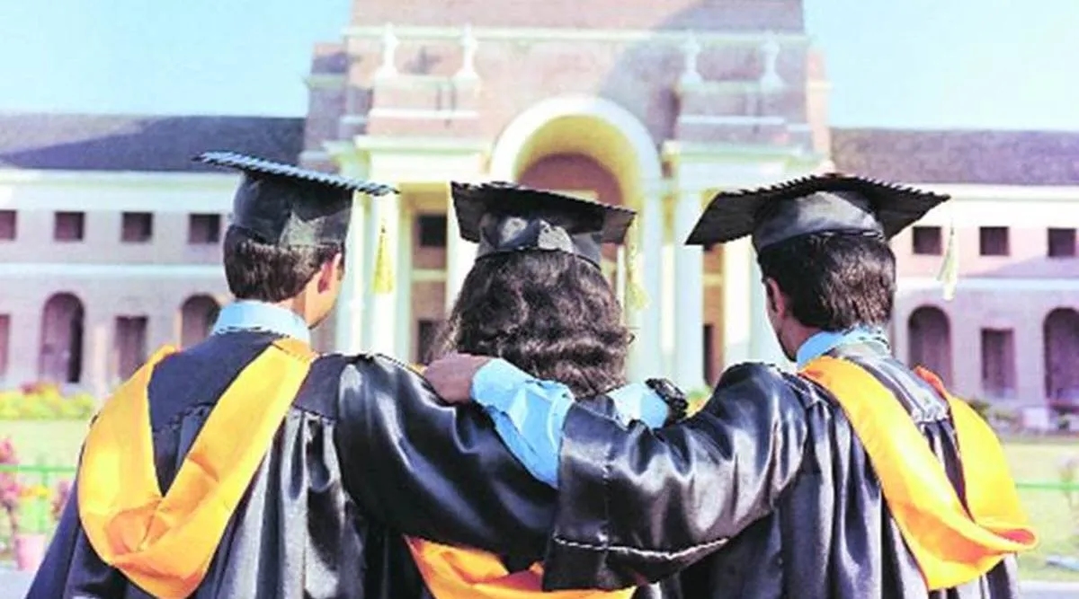 Hospital funds higher education for 20 underprivileged students in Tirunelveli - News Karnataka