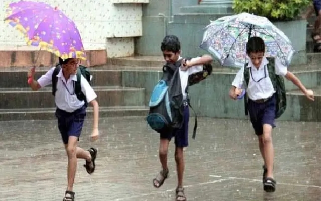 Rain disrupts life in Dakshina Kannada; schools, colleges shut on July 24 - News Karnataka