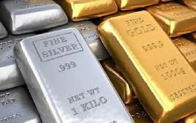 Silver poised to surge past $40 as supply tightens and investment demand soars - News Karnataka