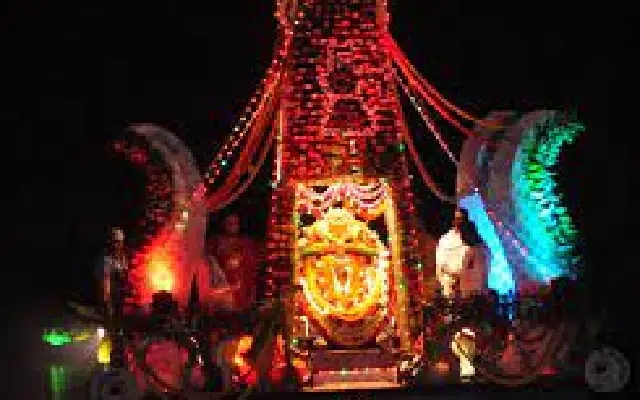Sri Nanjundeshwara’s theppotsava dazzles devotees during Girija Kalyana celebrations - News Karnataka