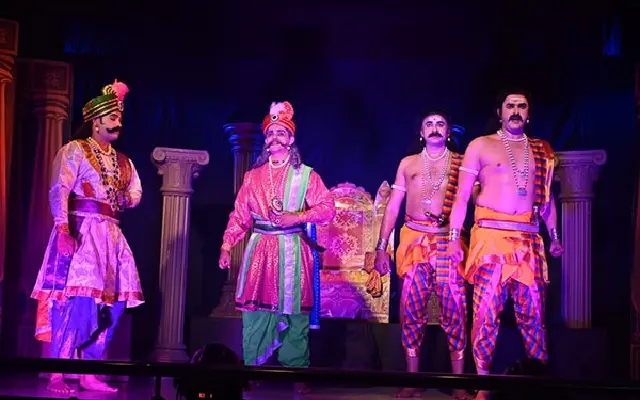 Tulu play ‘Koti Chennayer’ draws packed crowd; blueprint for Narayana Guru garden - News Karnataka