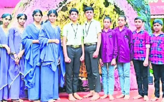 Enmur Govt School Hosts Five Sets of Twins - News Karnataka