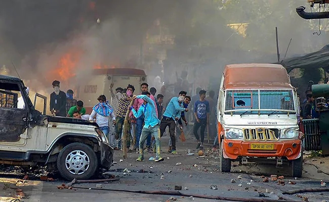 Journalists attacked, shops destroyed at general strike - News Karnataka