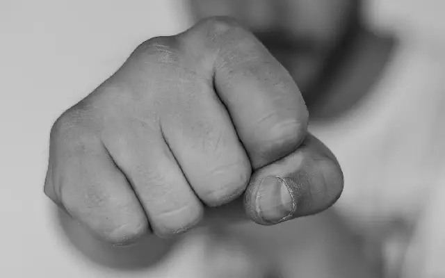 Viral Video Captures Violent Property Dispute Among Relatives in Mysuru - News Karnataka