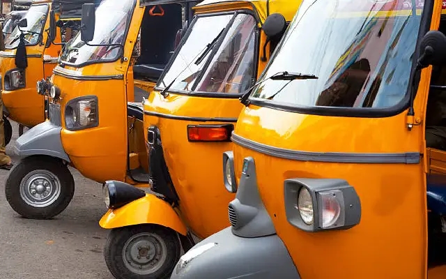 Crackdown on Autos: Bengaluru Traffic Police Book 6,641 Violations in 2 Weeks - News Karnataka