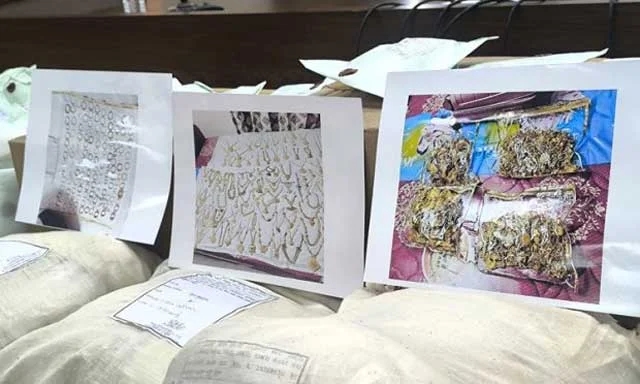 Mangaluru police return ₹13.5 crore in stolen gold to bank months - News Karnataka