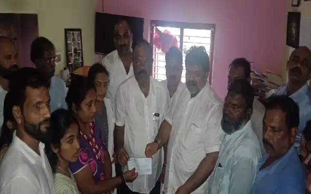 Fisheries Minister Offers Aid to Family of Drowned Fisherman - News Karnataka